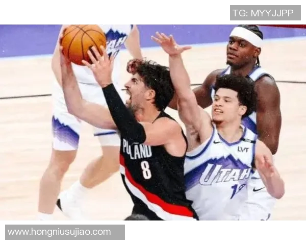 开拓者与掘金第三场激战回顾球员表现与战术分析全解读