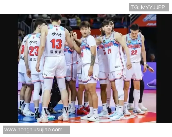 CBA新疆队夺冠精彩瞬间对比韩国篮球赛精彩时刻回顾