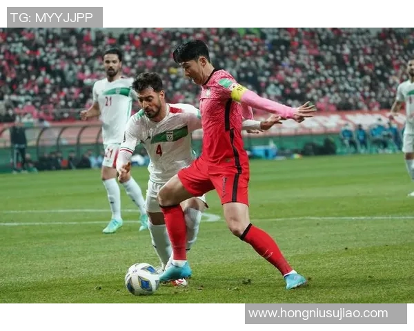 中国与伊朗足球对决精彩回顾分析及赛后亮点总结