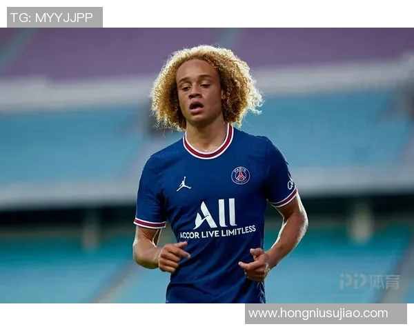 哈维西蒙斯：从青训新星到足坛闪耀之星的成长之路