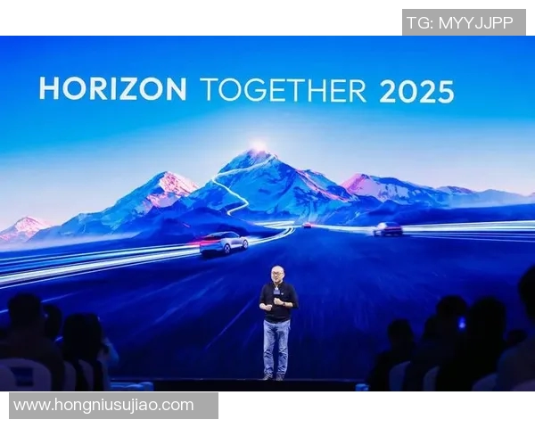 徐昕的艺术探索之路与当代文化的深度交融与反思 徐昕的艺术探索之路与当代文化的深度交融与反思