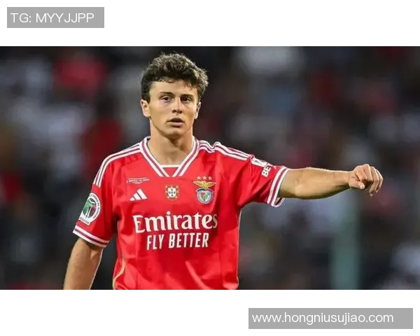 若昂内维斯的足球之路:从青训新星到职业联赛的璀璨之星 若昂内维斯的足球之路:从青训新星到职业联赛的璀璨之星